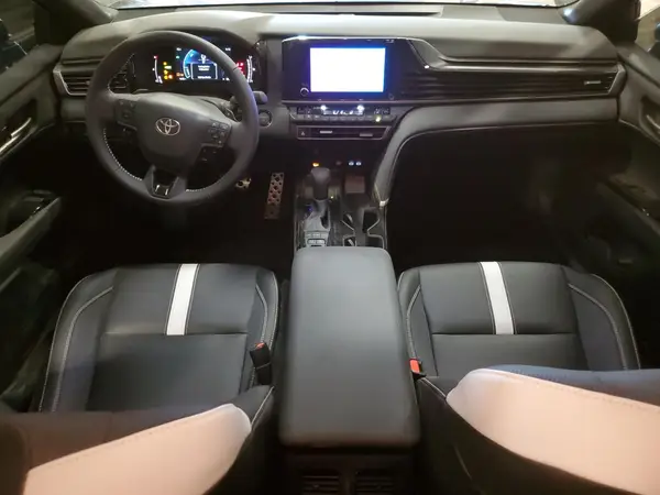 4T1DBADK2SU527722 2025 TOYOTA CAMRY - Image 8