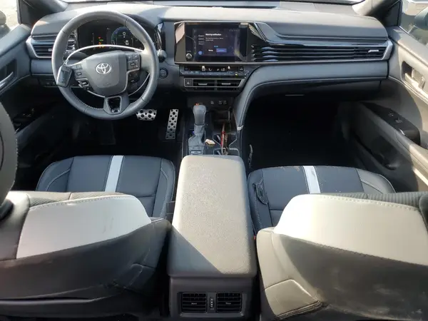 4T1DBADK2SU530555 2025 TOYOTA CAMRY - Image 8