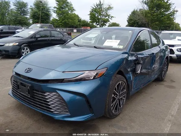 4T1DBADK2SU531642 2025 TOYOTA CAMRY - Image 2
