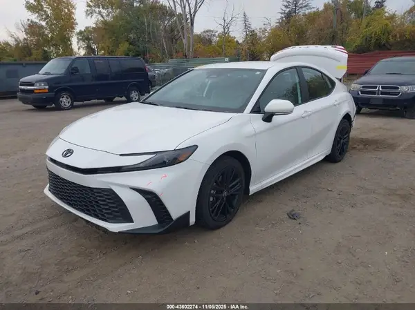 4T1DBADK2SU531866 2025 TOYOTA CAMRY - Image 2