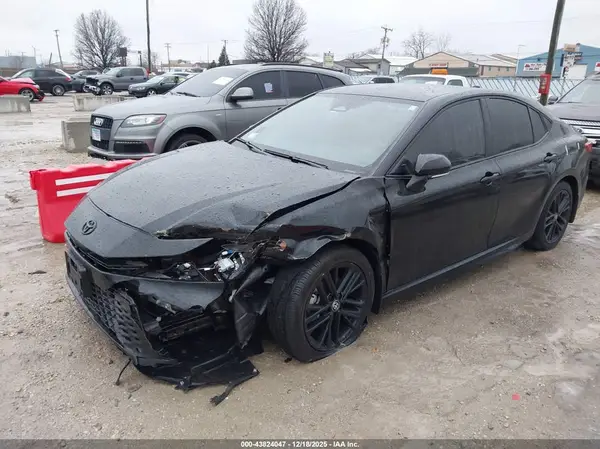 4T1DBADK2SU532225 2025 TOYOTA CAMRY - Image 2