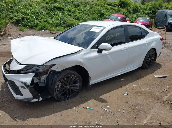 4T1DBADK2SU539384 2025 TOYOTA CAMRY - Image 2