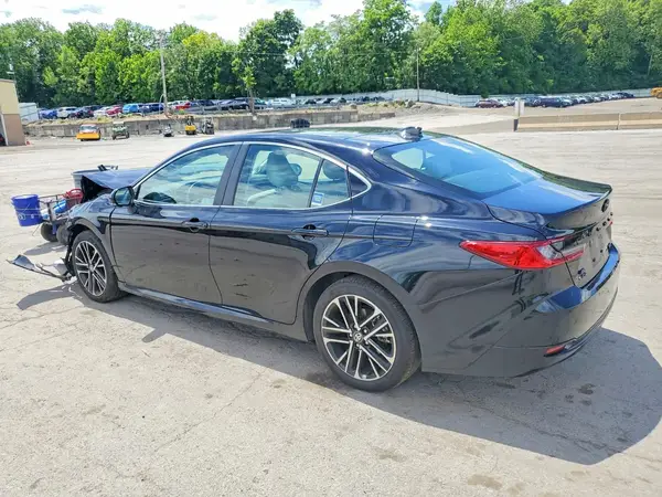4T1DBADK2TU043647 2026 TOYOTA CAMRY - Image 2