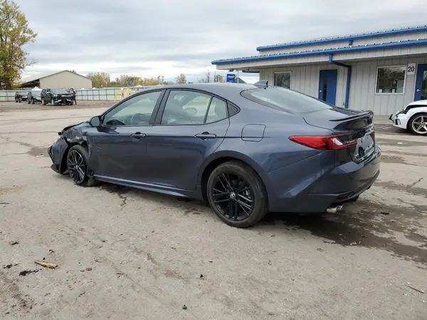 4T1DBADK2TU542612 2026 TOYOTA CAMRY - Image 2