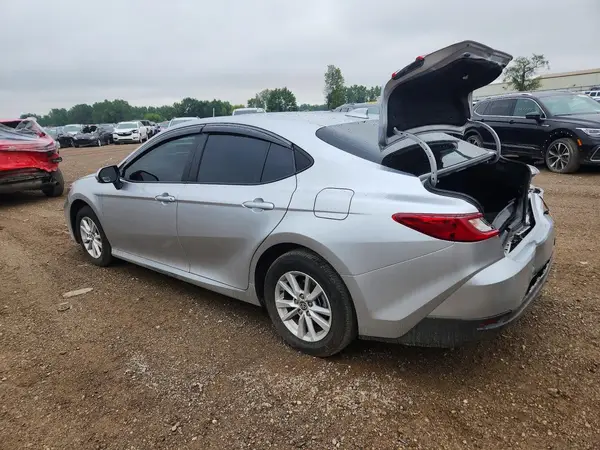 4T1DBADK2TU551388 2026 TOYOTA CAMRY - Image 2