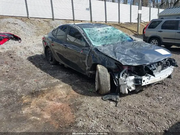 4T1DBADK3SU001695 2025 TOYOTA CAMRY - Image 1