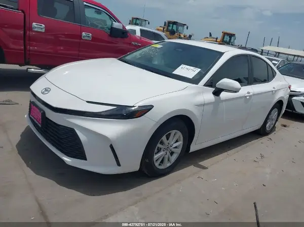 4T1DBADK3SU017914 2025 TOYOTA CAMRY - Image 2