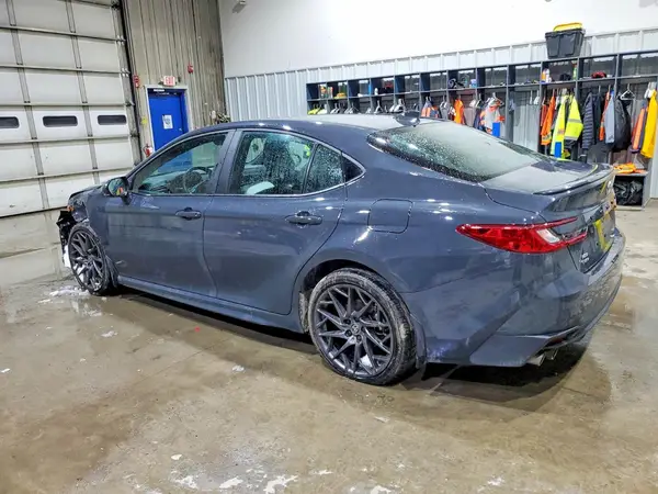 4T1DBADK3SU025964 2025 TOYOTA CAMRY - Image 2
