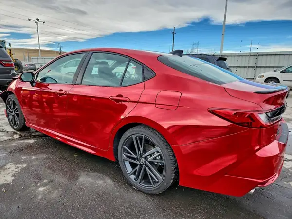 4T1DBADK3SU032137 2025 TOYOTA CAMRY - Image 2