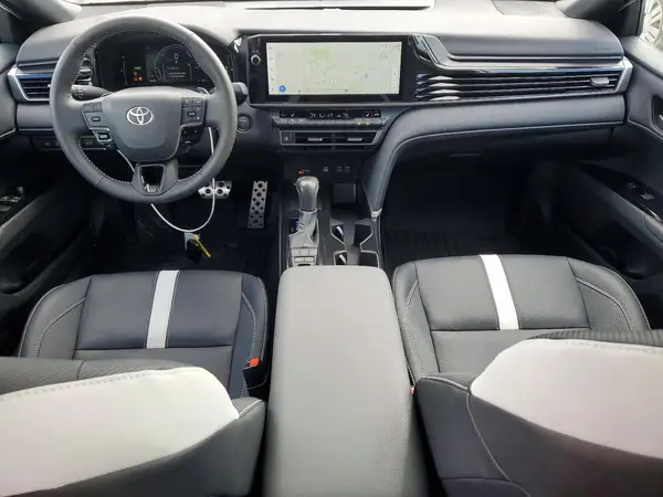 4T1DBADK3SU034826 2025 TOYOTA CAMRY - Image 8