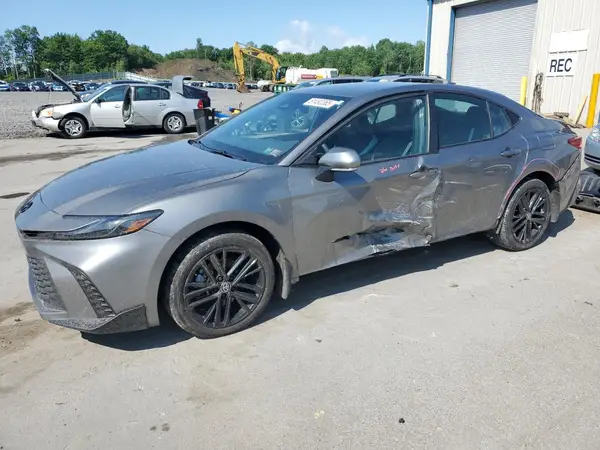 4T1DBADK3SU500688 2025 TOYOTA CAMRY - Image 1