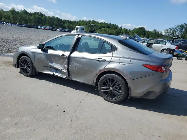 4T1DBADK3SU500688 2025 TOYOTA CAMRY - Image 2