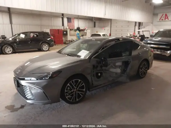 4T1DBADK3SU507429 2025 TOYOTA CAMRY - Image 2