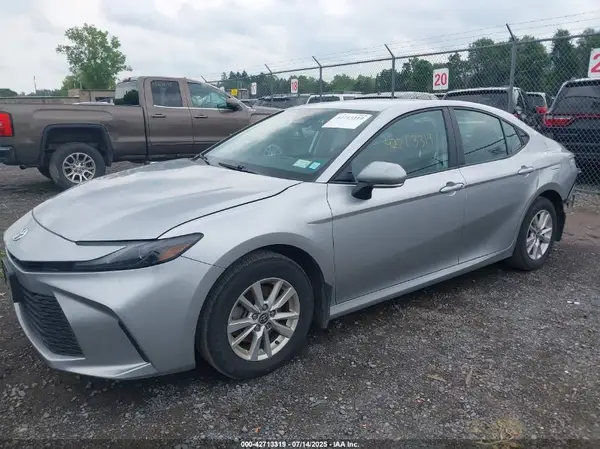 4T1DBADK3SU507852 2025 TOYOTA CAMRY - Image 2