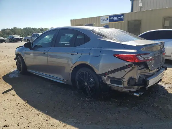 4T1DBADK3SU509729 2025 TOYOTA CAMRY - Image 2
