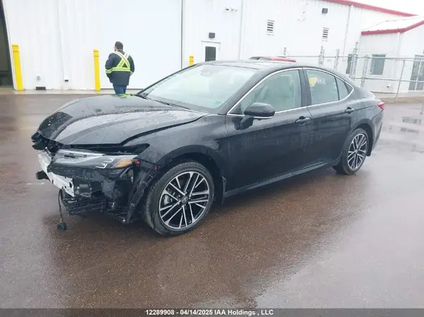 4T1DBADK3SU511738 2025 TOYOTA CAMRY - Image 2