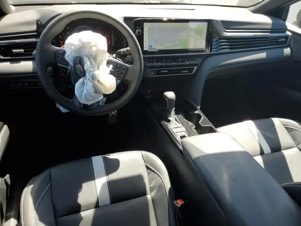 4T1DBADK3SU513912 2025 TOYOTA CAMRY - Image 8