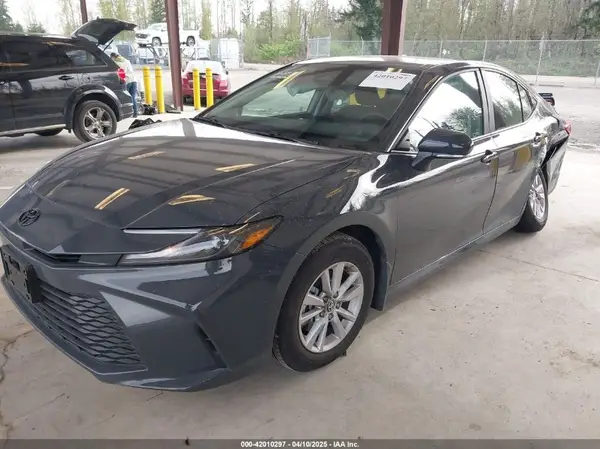 4T1DBADK3SU514686 2025 TOYOTA CAMRY - Image 2