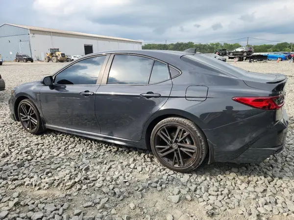 4T1DBADK3SU516325 2025 TOYOTA CAMRY - Image 2