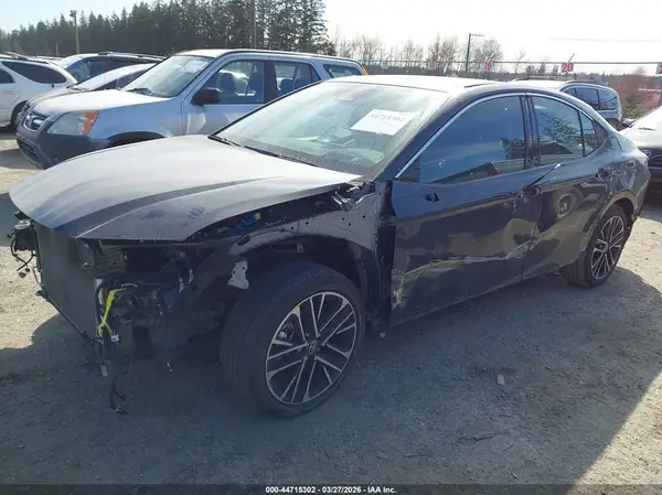 4T1DBADK3SU516695 2025 TOYOTA CAMRY - Image 2