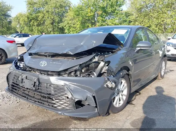 4T1DBADK3SU518866 2025 TOYOTA CAMRY - Image 2