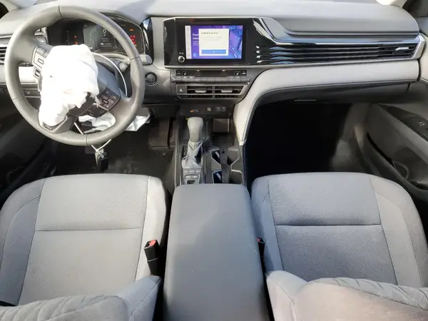 4T1DBADK3SU524666 2025 TOYOTA CAMRY - Image 8