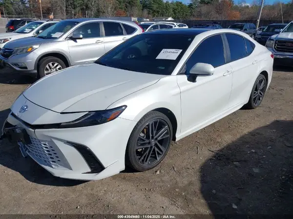 4T1DBADK3SU527437 2025 TOYOTA CAMRY - Image 2