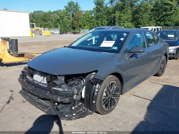 4T1DBADK3SU531097 2025 TOYOTA CAMRY - Image 2