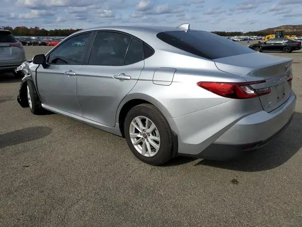 4T1DBADK3SU535053 2025 TOYOTA CAMRY - Image 2