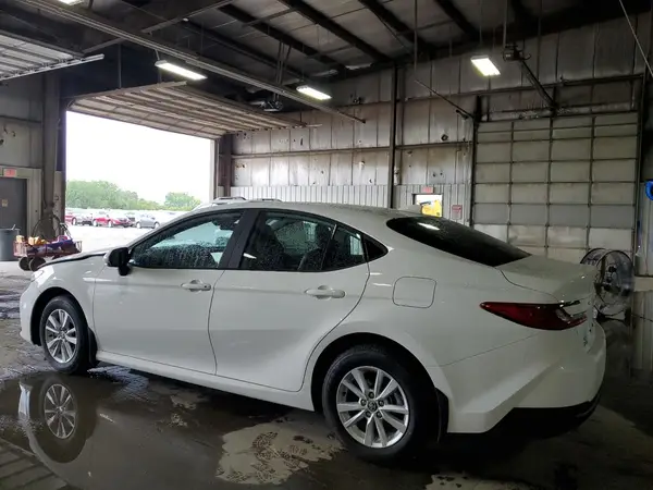 4T1DBADK3SU535361 2025 TOYOTA CAMRY - Image 2