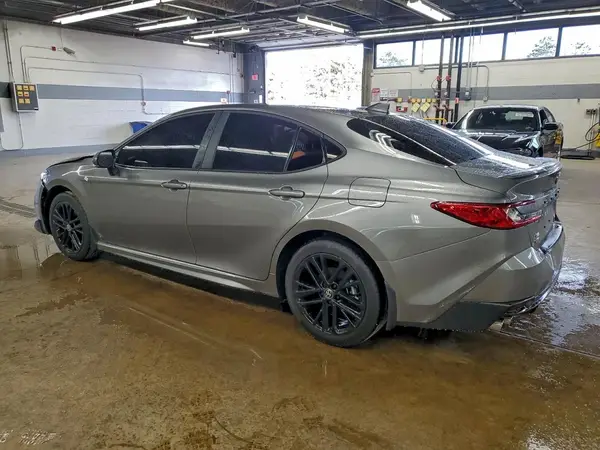 4T1DBADK3SU536526 2025 TOYOTA CAMRY - Image 2