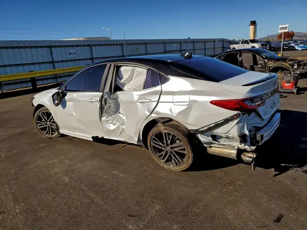 4T1DBADK4SU009546 2025 TOYOTA CAMRY - Image 2