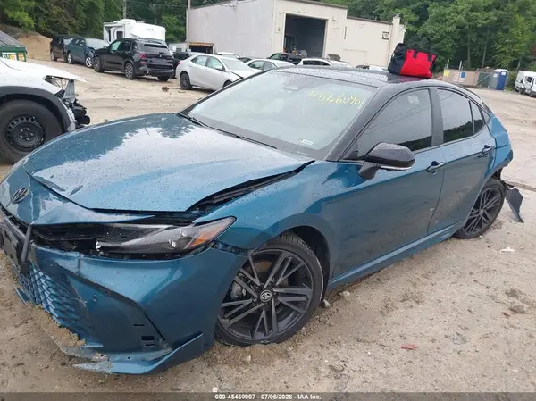 4T1DBADK4SU014875 2025 TOYOTA CAMRY - Image 2