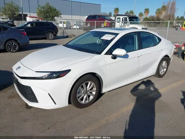 4T1DBADK4SU018067 2025 TOYOTA CAMRY - Image 2