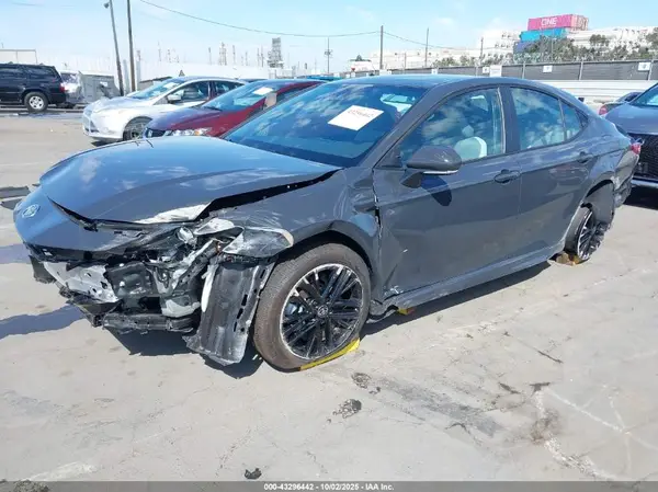 4T1DBADK4SU029487 2025 TOYOTA CAMRY - Image 2