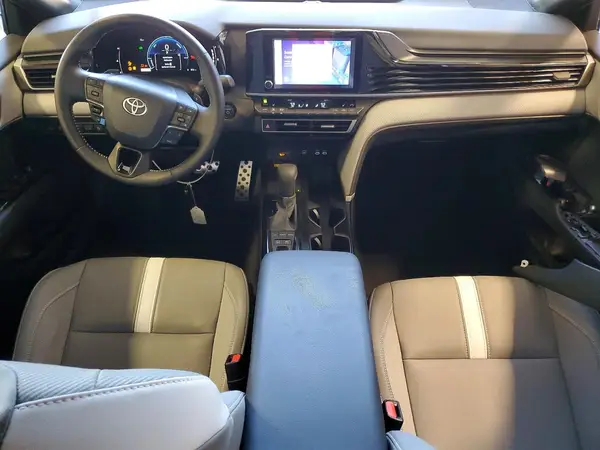 4T1DBADK4SU504636 2025 TOYOTA CAMRY - Image 8