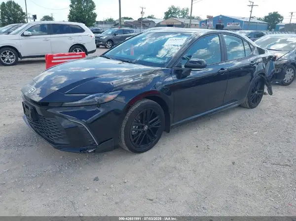 4T1DBADK4SU510808 2025 TOYOTA CAMRY - Image 2