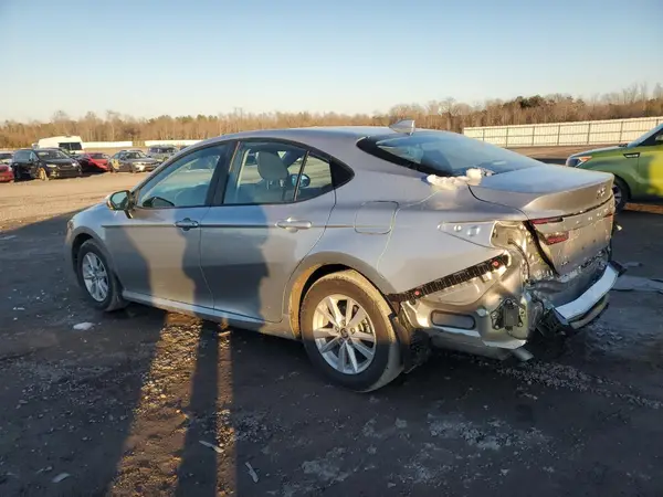 4T1DBADK4SU513045 2025 TOYOTA CAMRY - Image 2