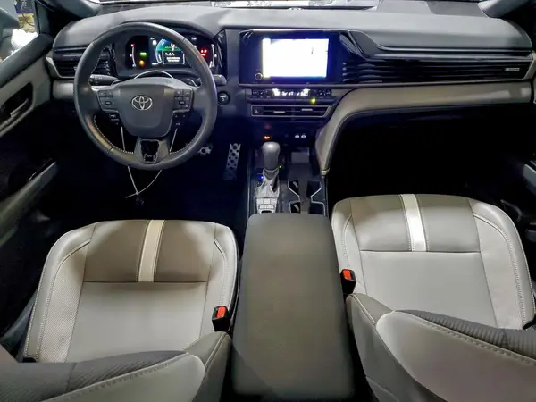 4T1DBADK4SU513384 2025 TOYOTA CAMRY - Image 8