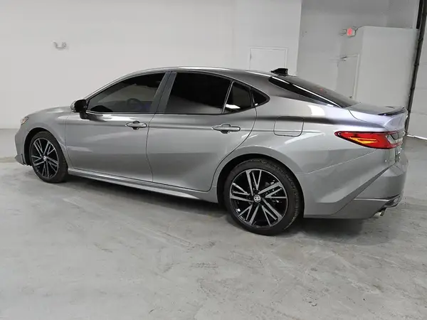 4T1DBADK4SU515569 2025 TOYOTA CAMRY - Image 2