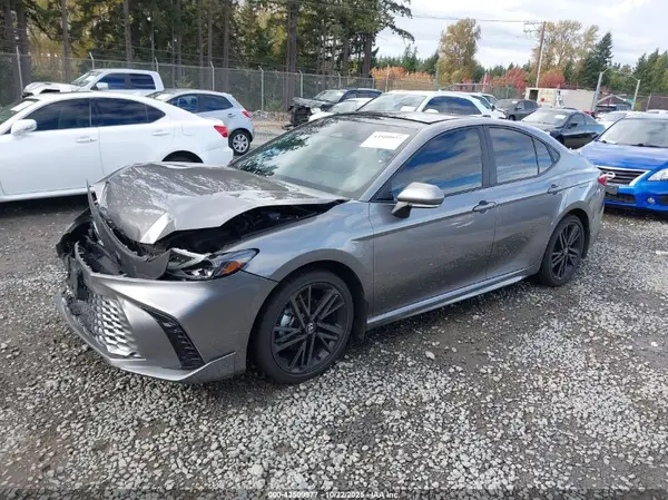 4T1DBADK4SU515815 2025 TOYOTA CAMRY - Image 2