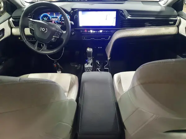 4T1DBADK4SU516740 2025 TOYOTA CAMRY - Image 8