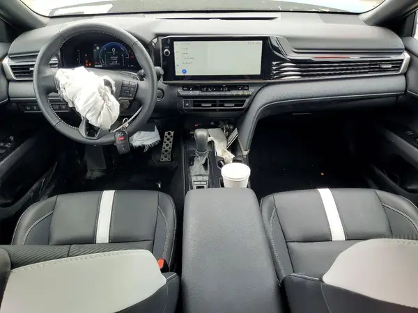 4T1DBADK4SU524014 2025 TOYOTA CAMRY - Image 8