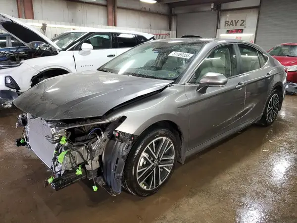 4T1DBADK4SU526734 2025 TOYOTA CAMRY - Image 1