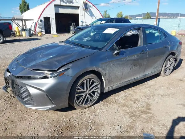 4T1DBADK4SU535885 2025 TOYOTA CAMRY - Image 2