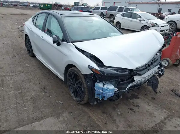 4T1DBADK5SU008308 2025 TOYOTA CAMRY - Image 1