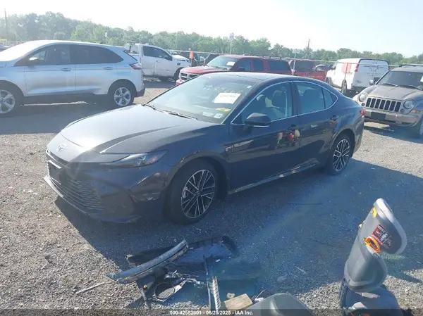 4T1DBADK5SU018238 2025 TOYOTA CAMRY - Image 2