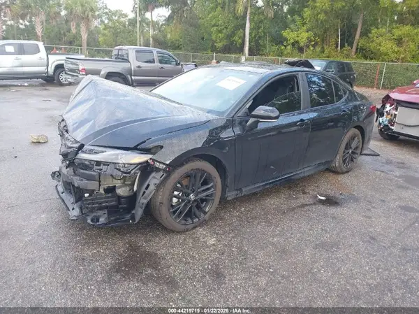 4T1DBADK5SU031765 2025 TOYOTA CAMRY - Image 2