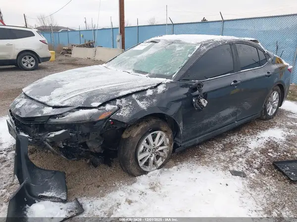 4T1DBADK5SU508713 2025 TOYOTA CAMRY - Image 2
