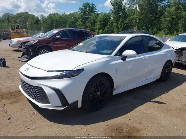 4T1DBADK5SU513801 2025 TOYOTA CAMRY - Image 2